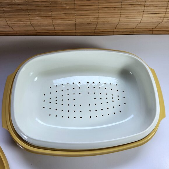 Tupperware Microwave Vegetable Steamer Cooker with Insert 1273-5 Harvest Gold - Picture 4 of 7